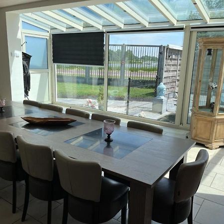 Comfortabele Woning Met Omheinde Tuin Aan Water Voor 12 P أوستبورغ المظهر الخارجي الصورة